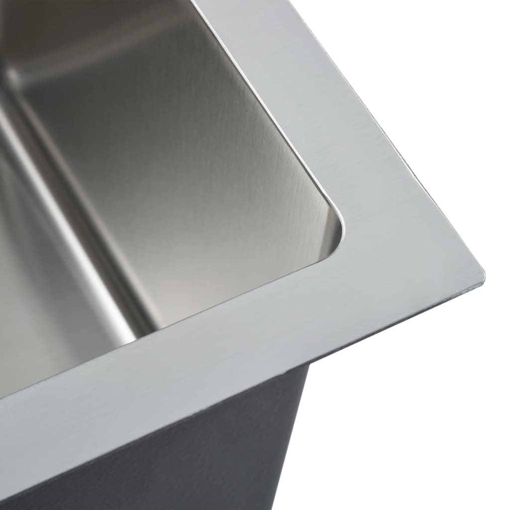 Handmade built-in sink made of stainless steel