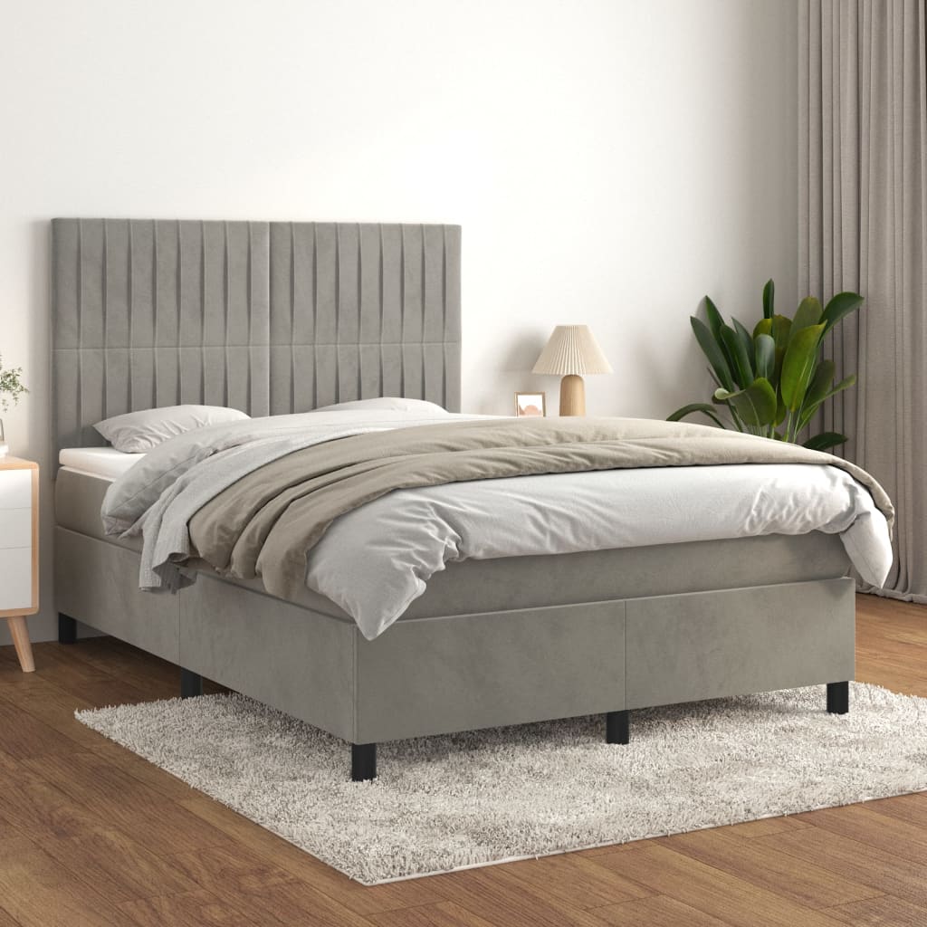 Boxspringbett mit Matratze Hellgrau 140x200 cm Samt