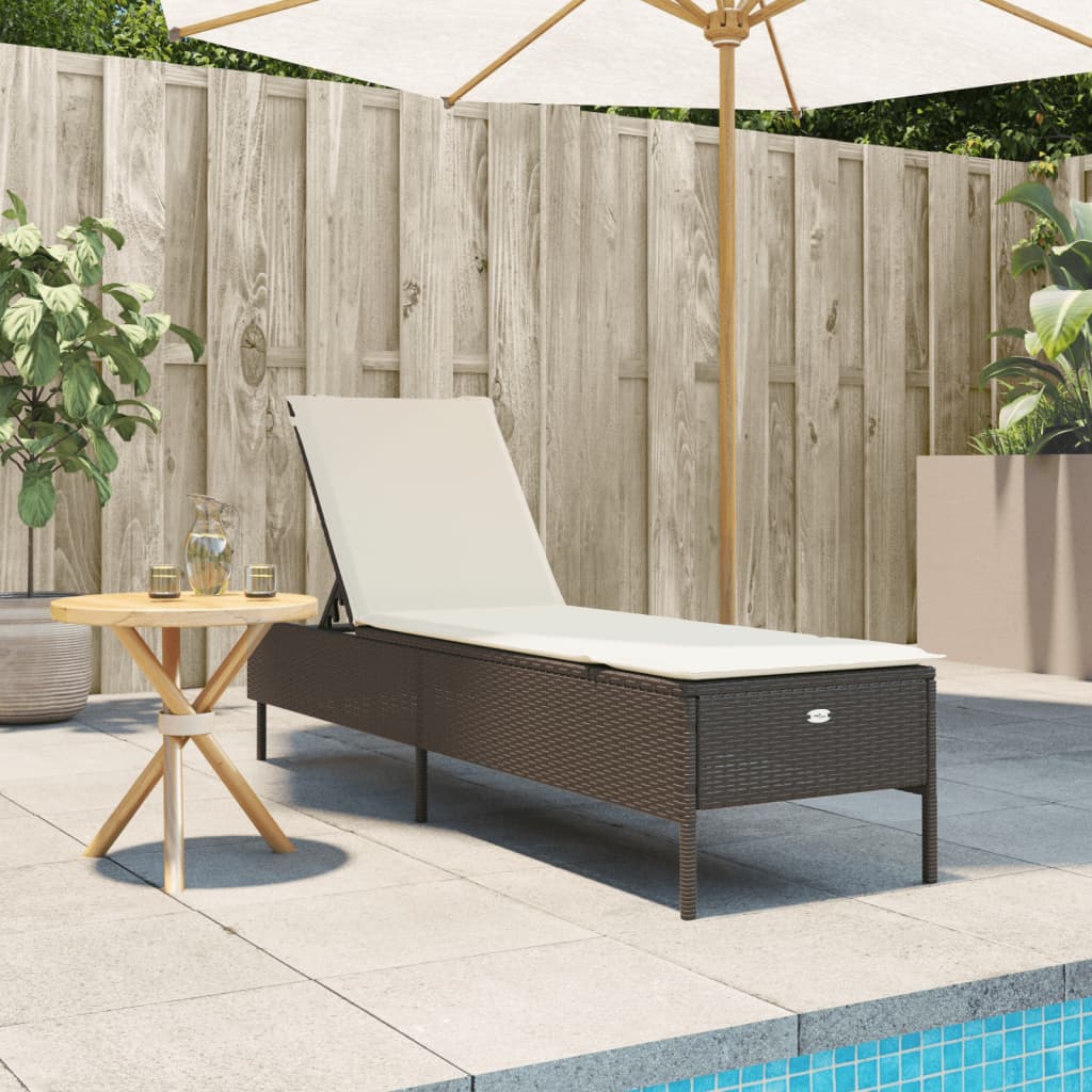 Sonnenliege mit Auflage Braun Poly Rattan