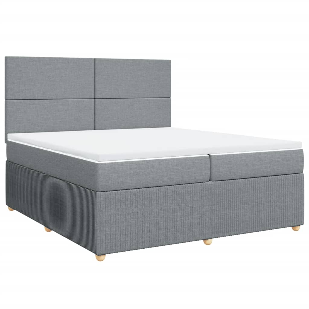 Boxspringbett mit Matratze Hellgrau 200x200 cm Stoff