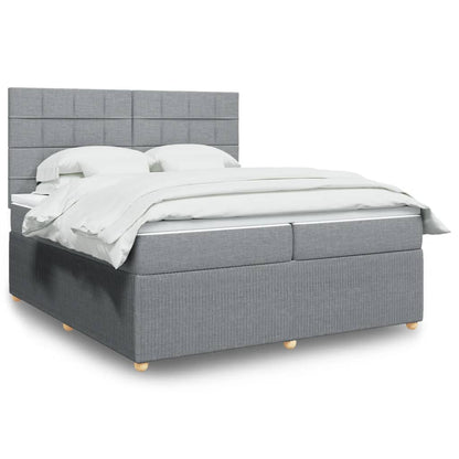 Boxspringbett mit Matratze Hellgrau 200x200 cm Stoff